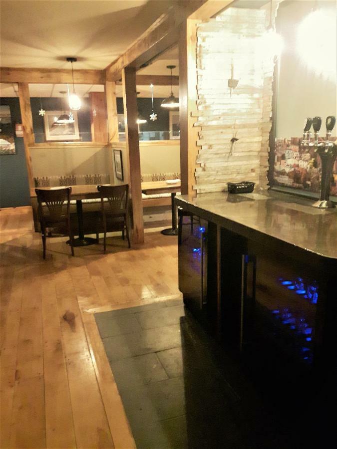 Marble Inn Resort Steady Brook 外观 照片